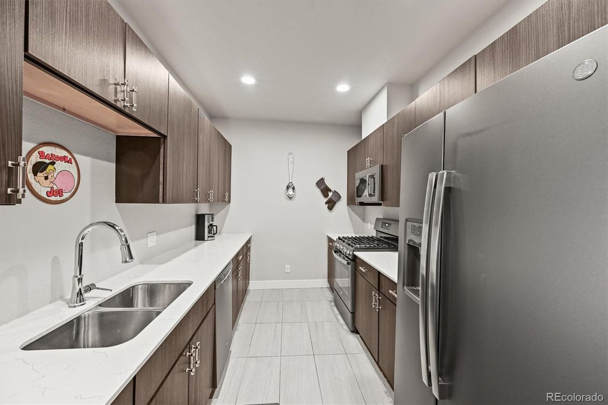 Interior, Kitchen, Recessed Lighting