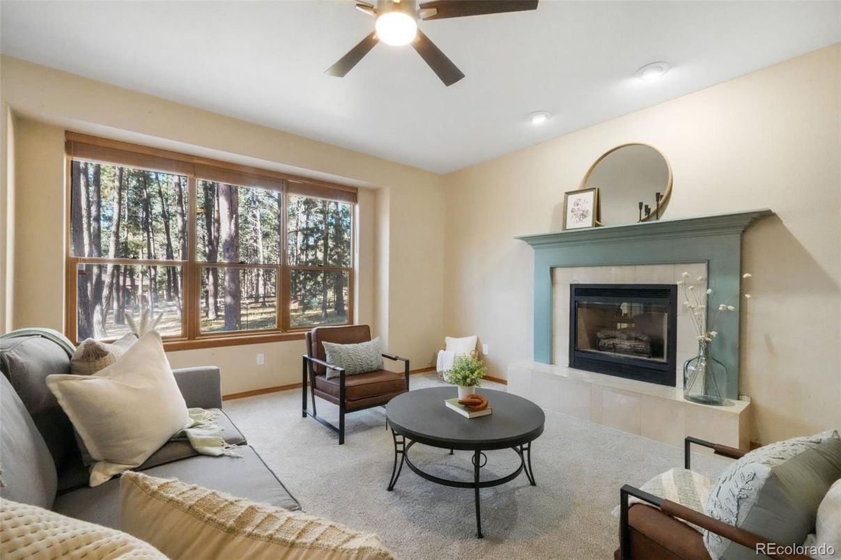 Fireplace, Interior, Living room, Recessed Lighting