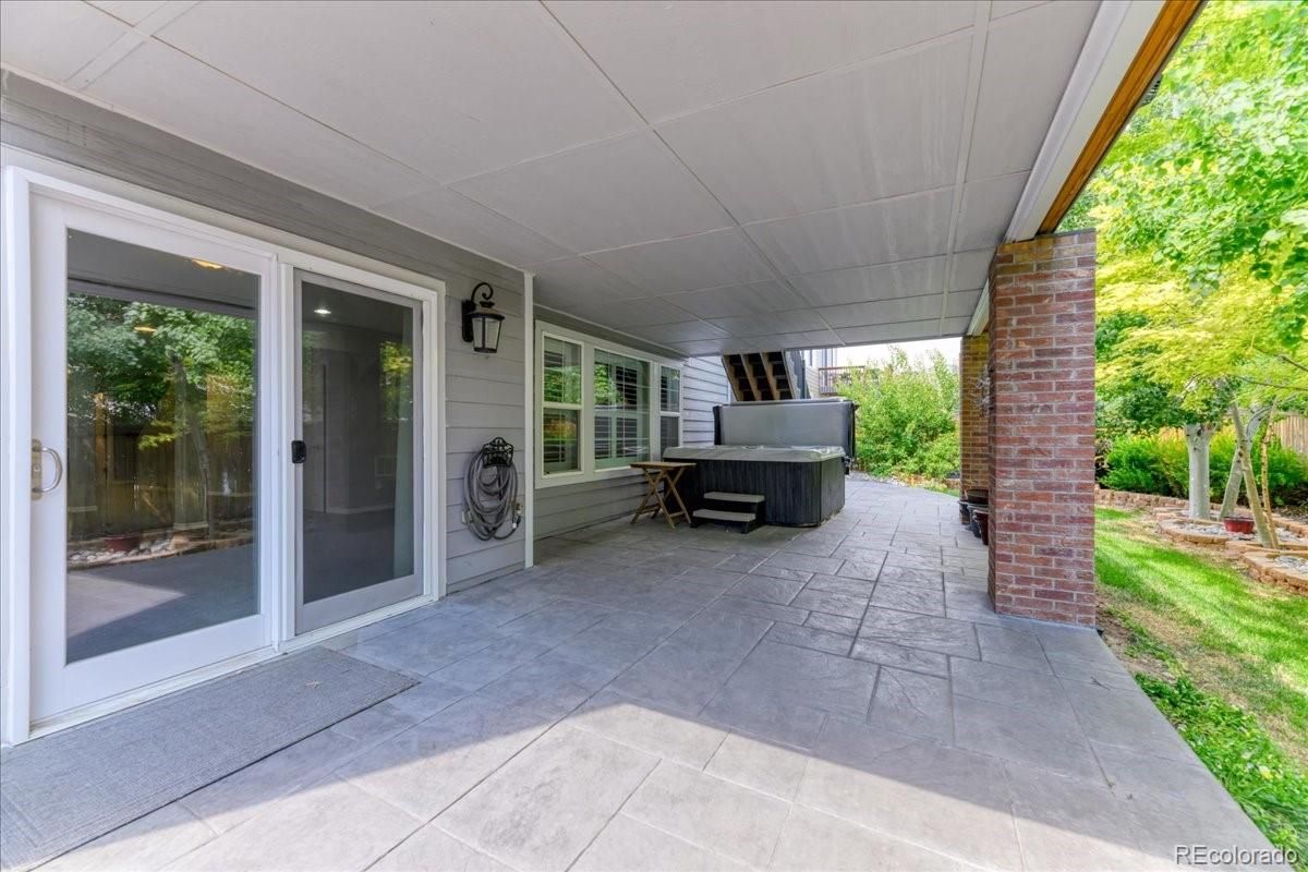 Exterior, Hot Tub