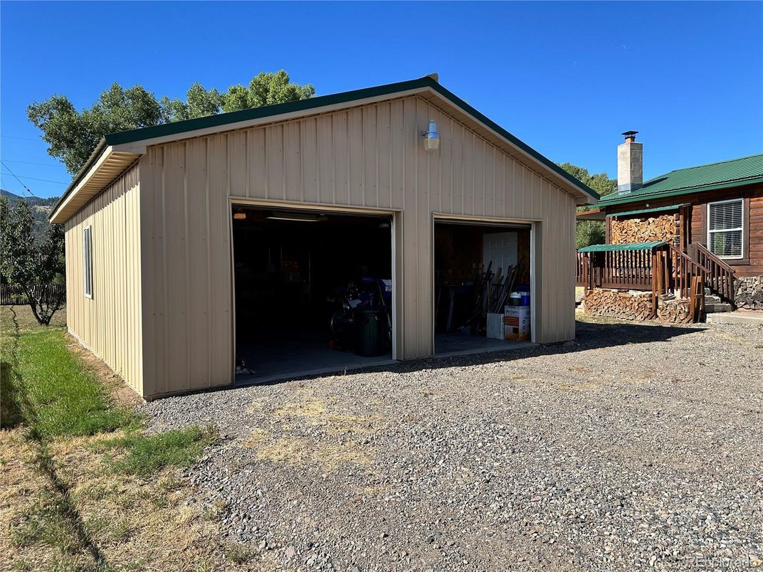 Backyard, Detached Garage, Exterior