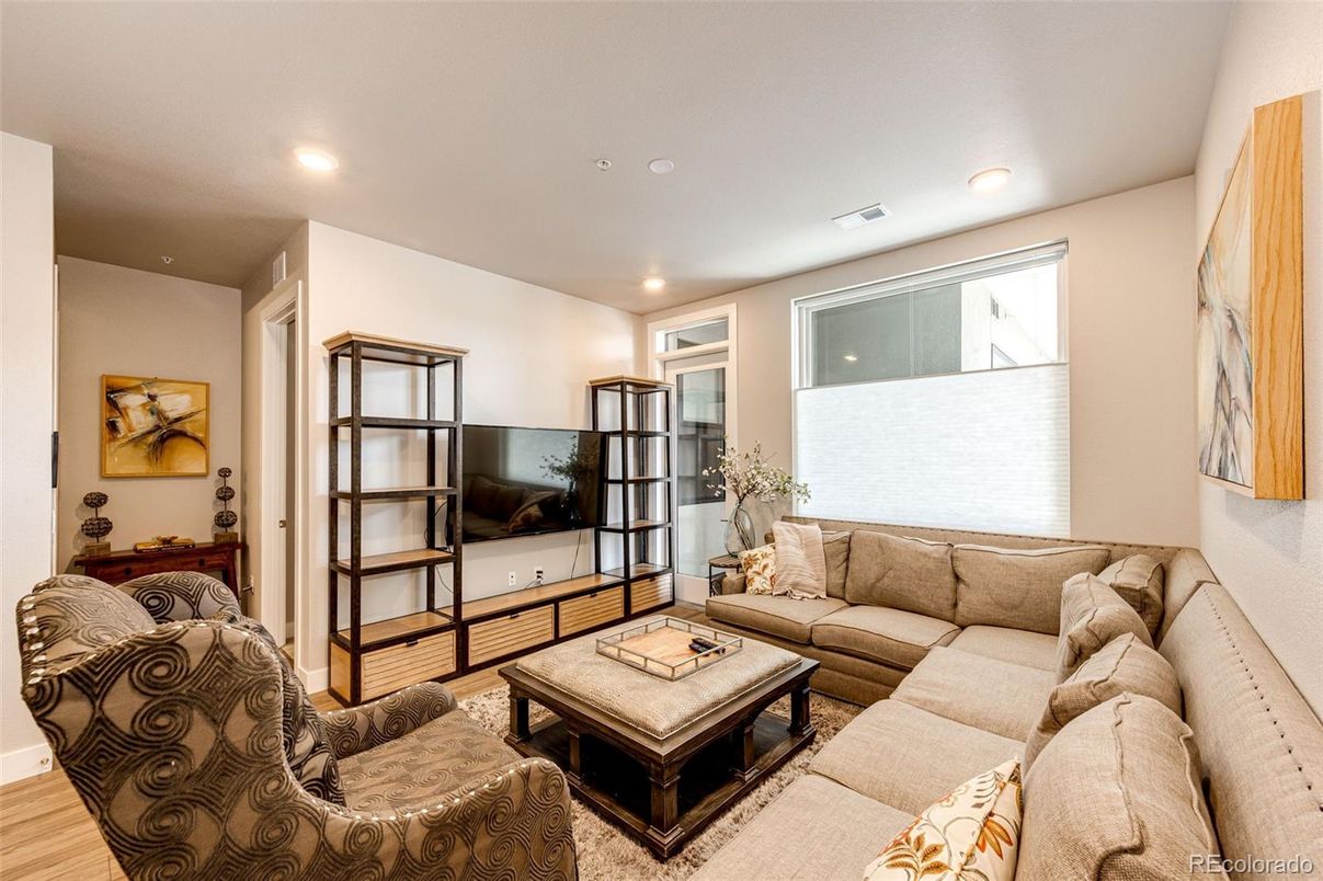 Interior, Living room, Recessed Lighting, Wood Texture Flooring
