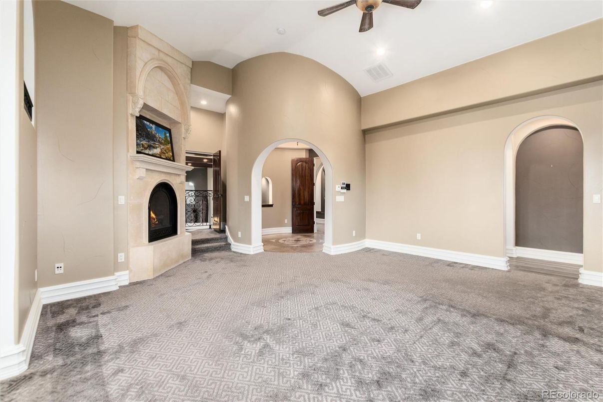 Empty room, Fireplace, Interior, Recessed Lighting