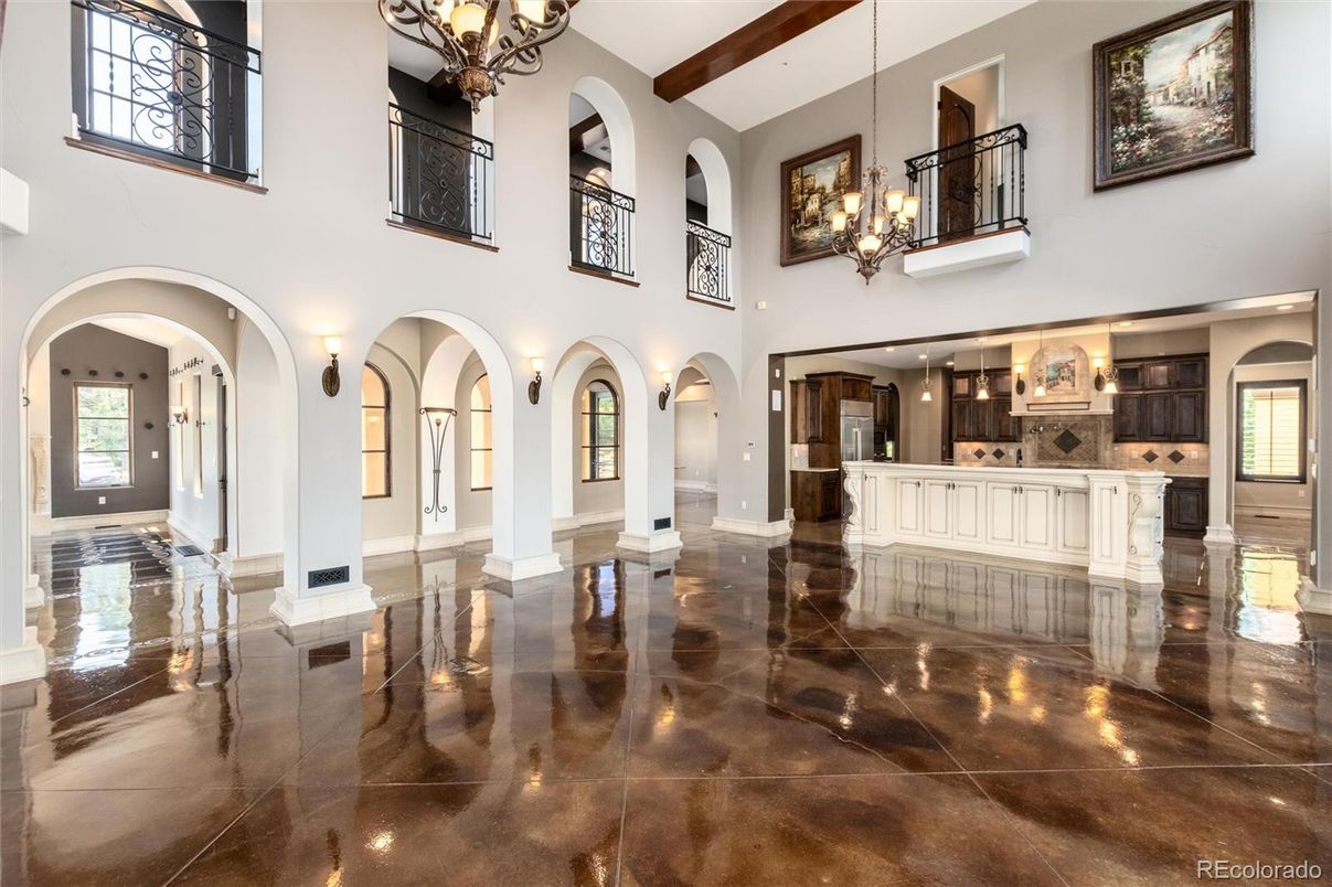 Chandelier, Interior, Kitchen, Pendant Lights, Recessed Lighting, Wooden Beams