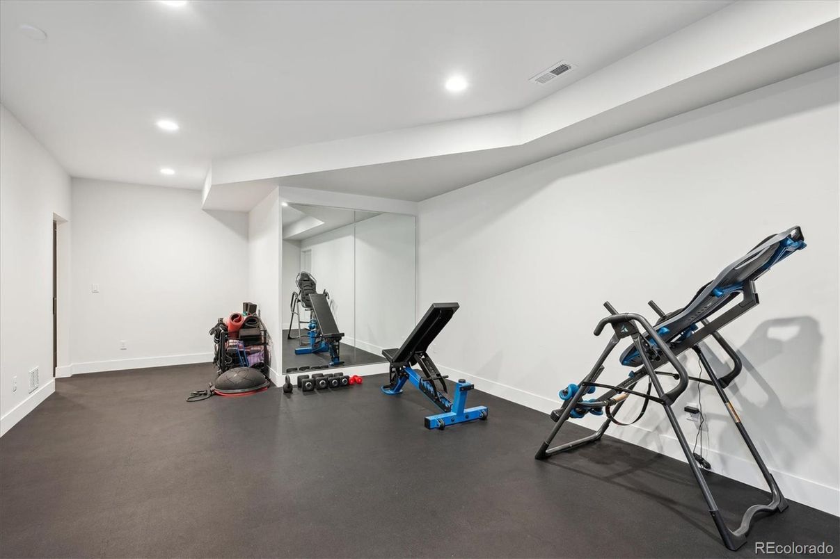 Fitness Equipment, Interior, Recessed Lighting