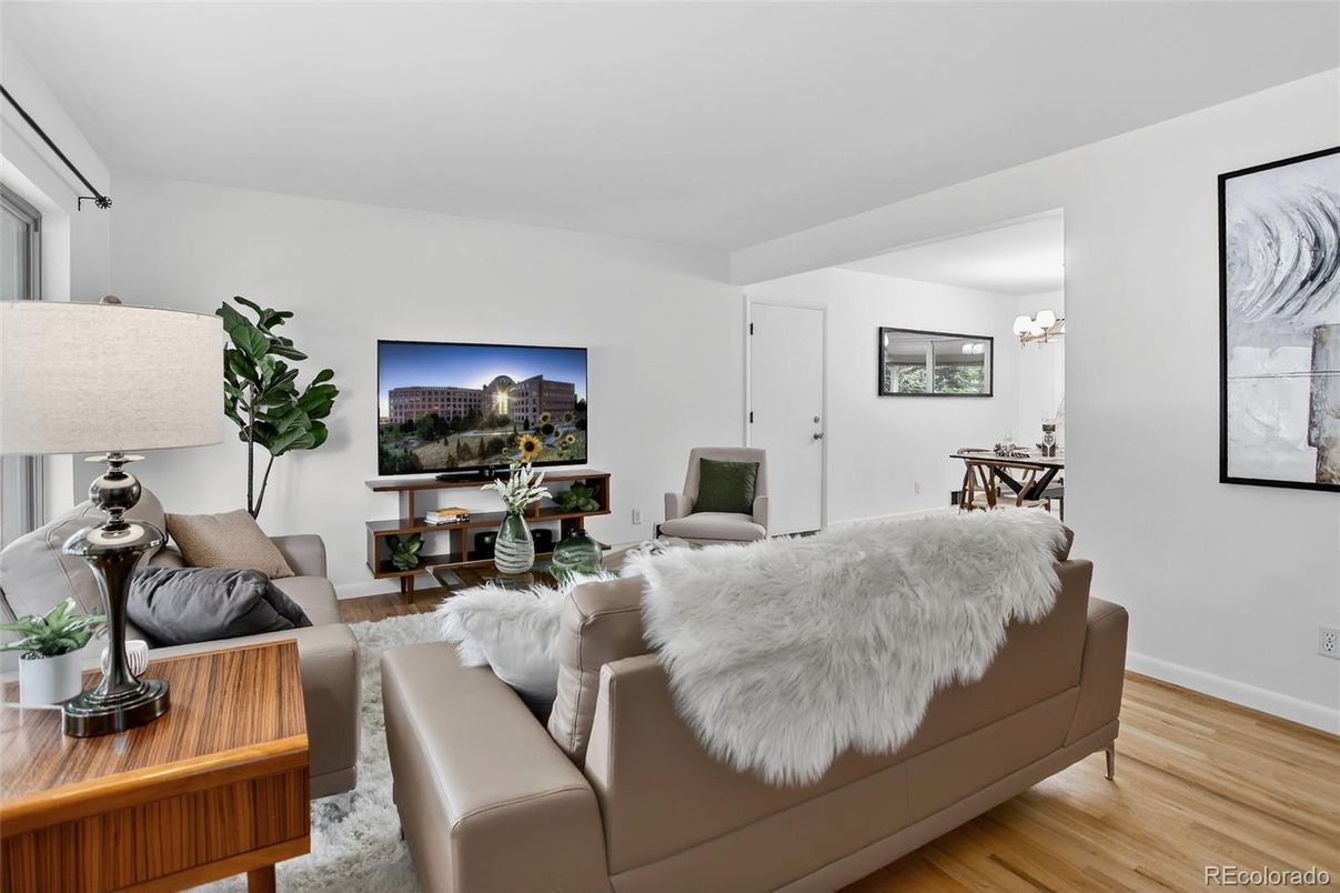 Dining room, Interior, Living room, Wood Texture Flooring