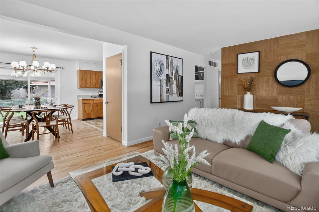 Chandelier, Dining room, Interior, Living room, Wood Texture Flooring