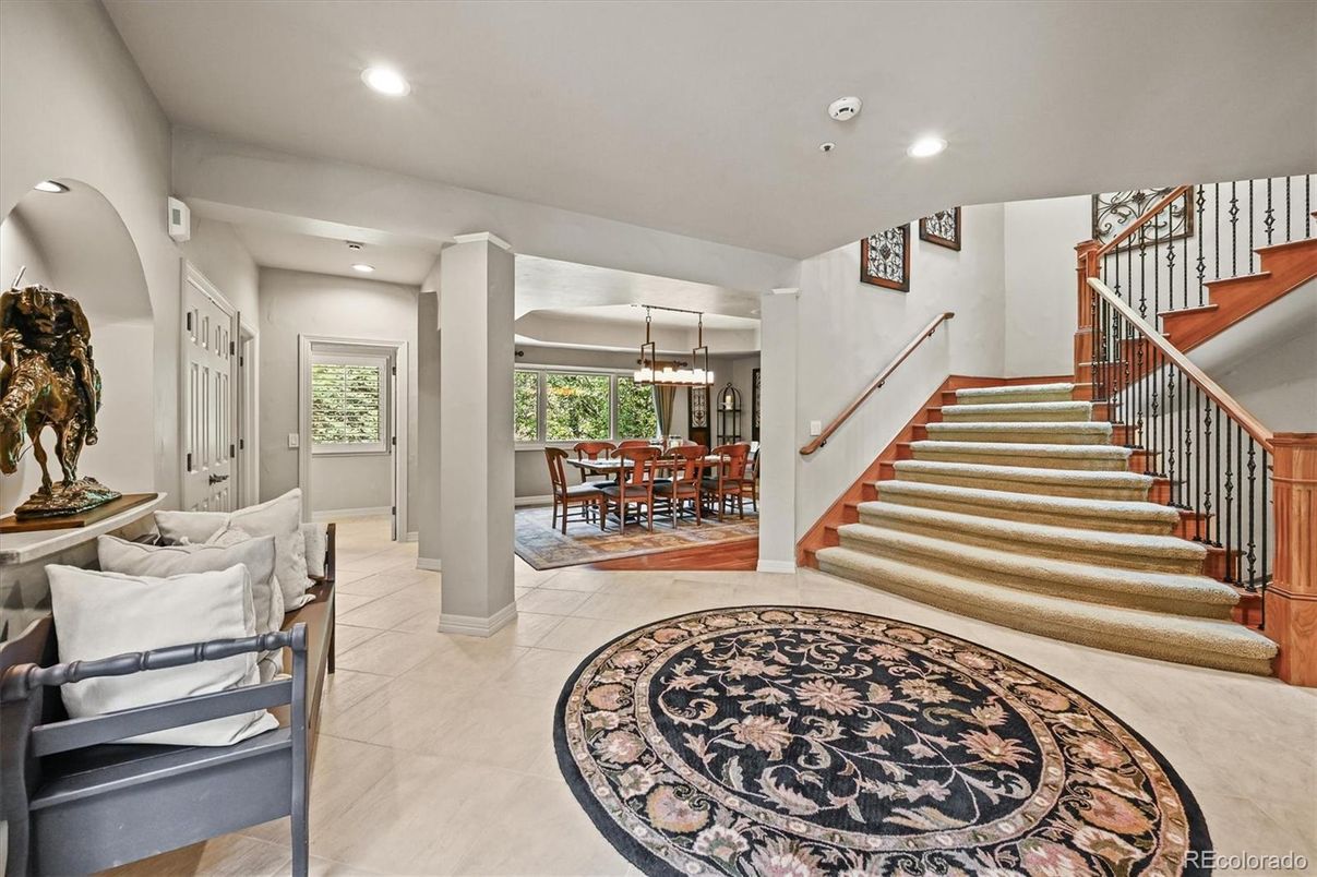 Chandelier, Dining room, Interior, Recessed Lighting