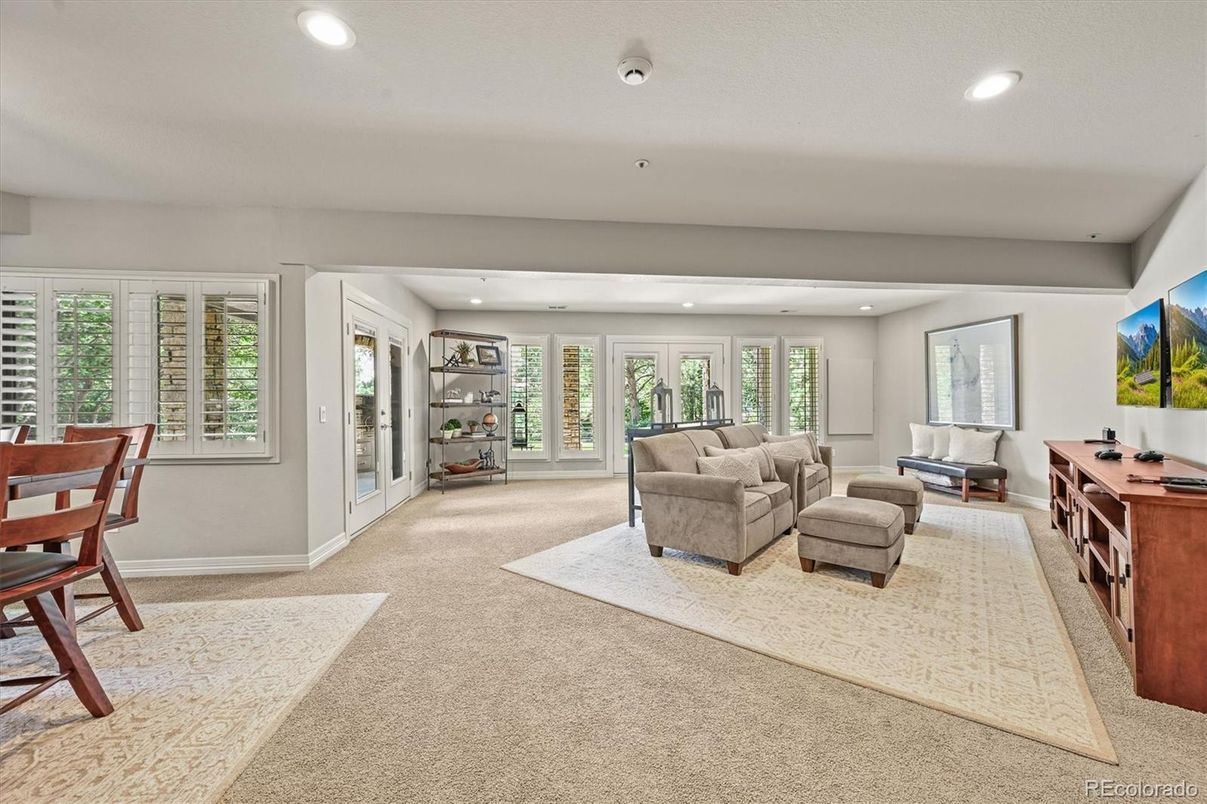 Interior, Living room, Recessed Lighting