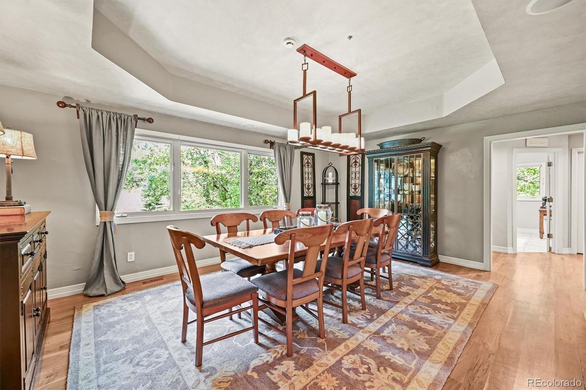 Chandelier, Dining room, Interior, Pendant Lights, Wood Texture Flooring