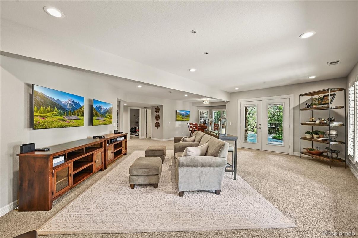 Interior, Living room, Recessed Lighting