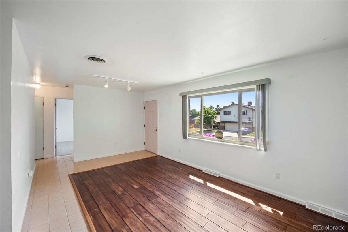 Empty room, Interior, Wood Texture Flooring