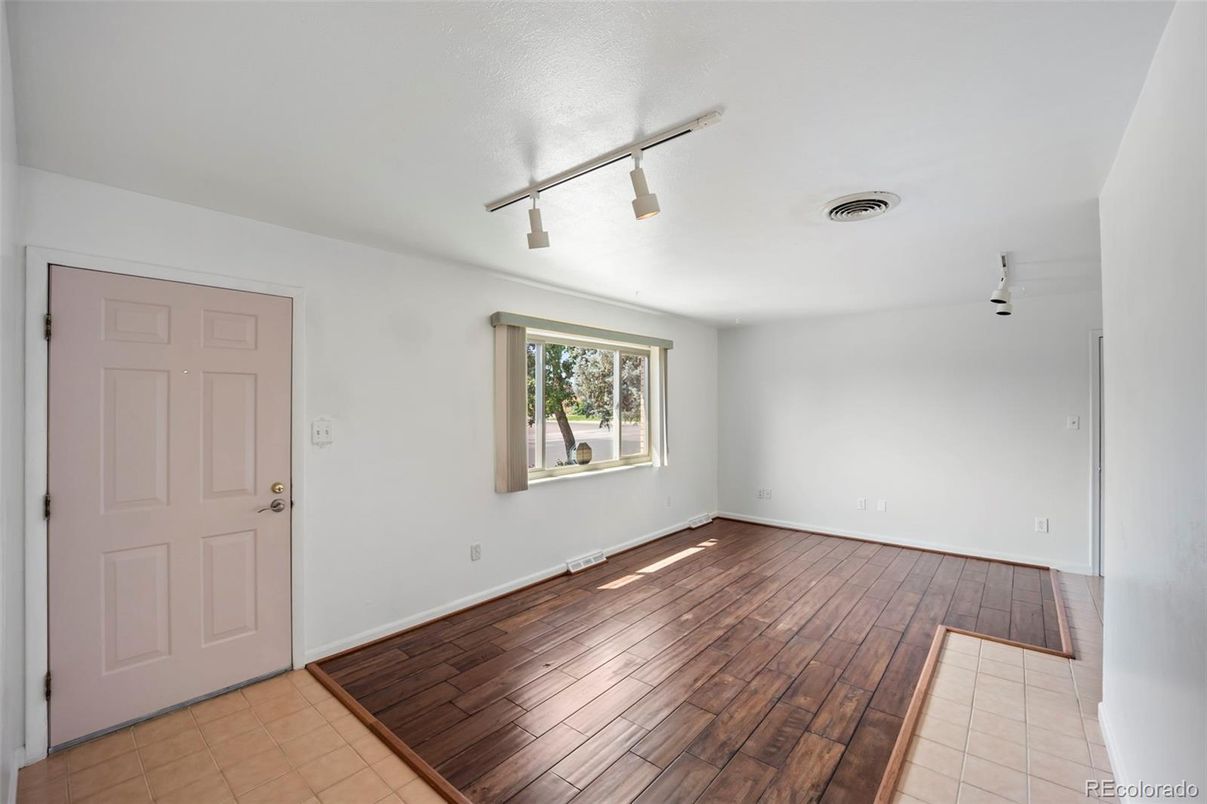 Empty room, Interior, Wood Texture Flooring