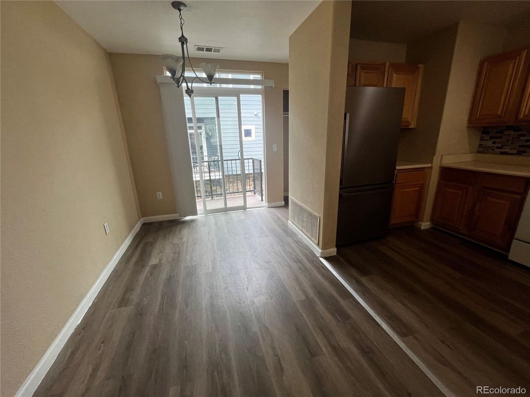 Chandelier, Interior, Wood Texture Flooring