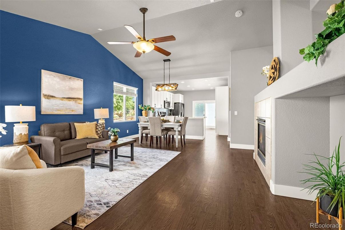 Chandelier, Dining room, Interior, Kitchen, Living room, Pendant Lights, Recessed Lighting, Stainless Steel Appliances, Wood Texture Flooring