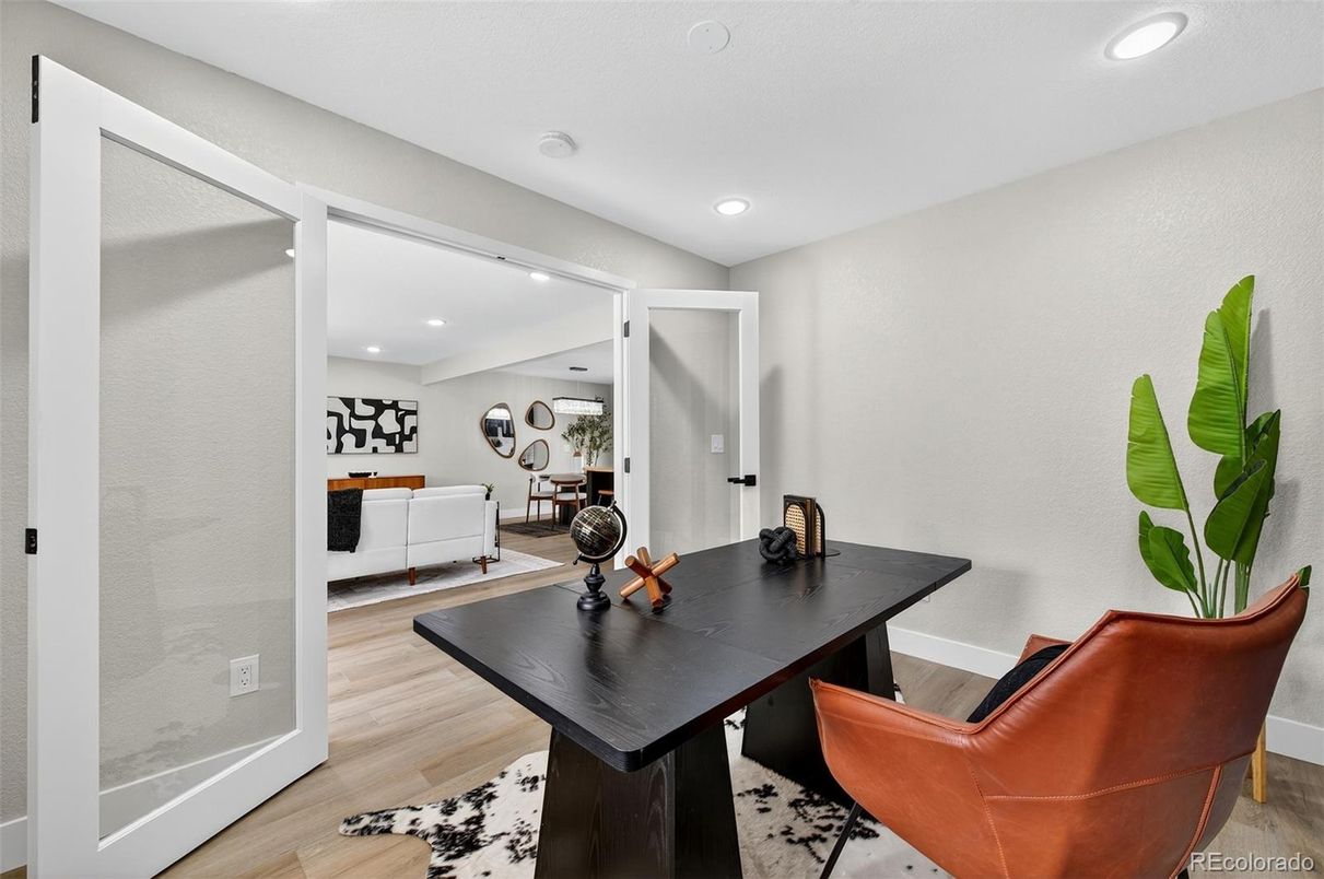 Dining room, Interior, Living room, Recessed Lighting, Wood Texture Flooring