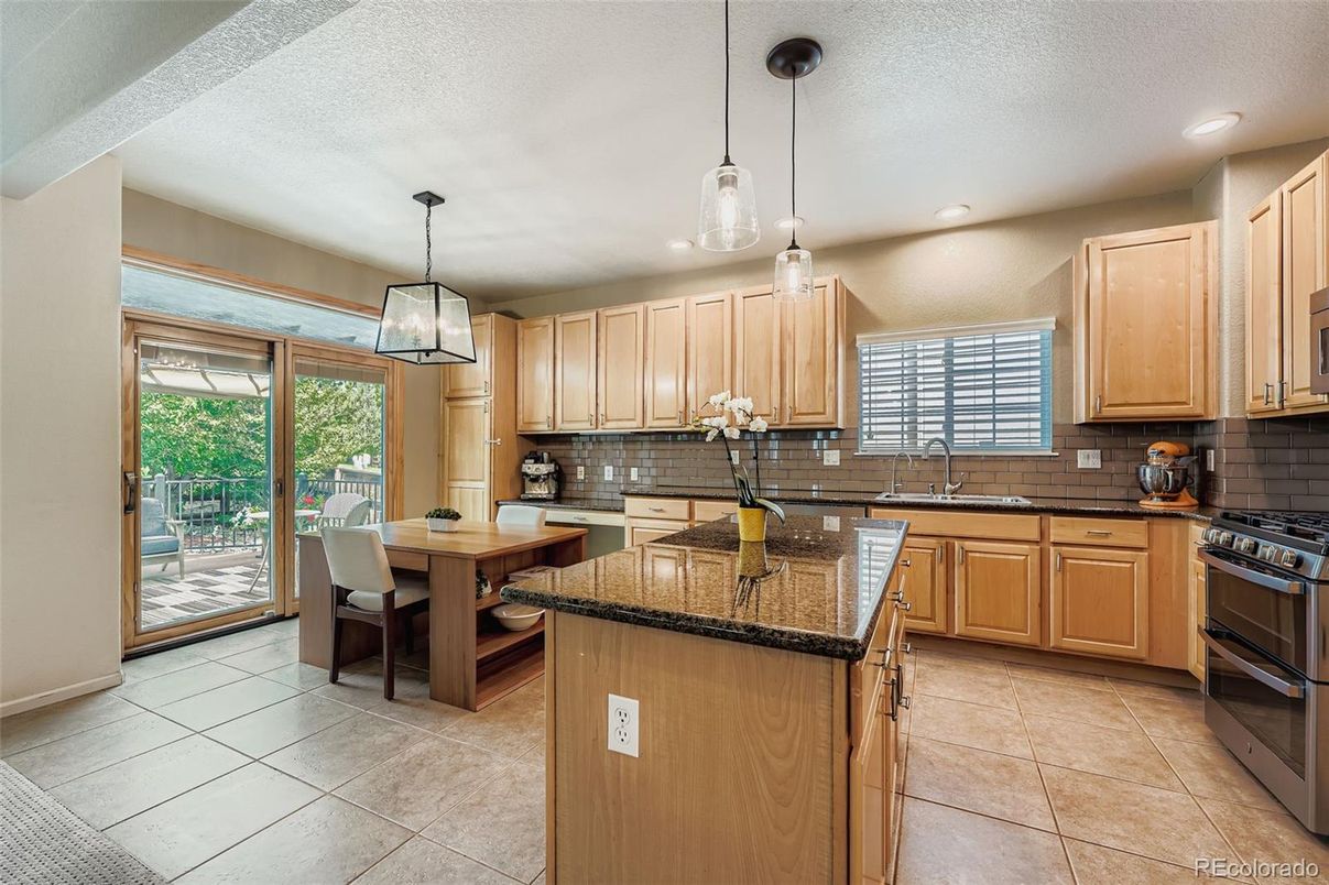 Dining room, Interior, Kitchen, Pendant Lights, Recessed Lighting