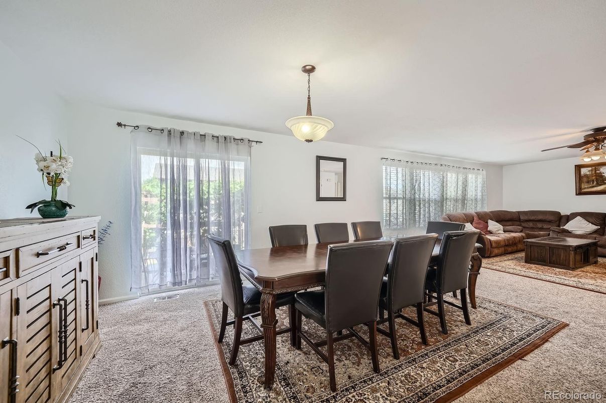Dining room, Interior, Living room, Pendant Lights