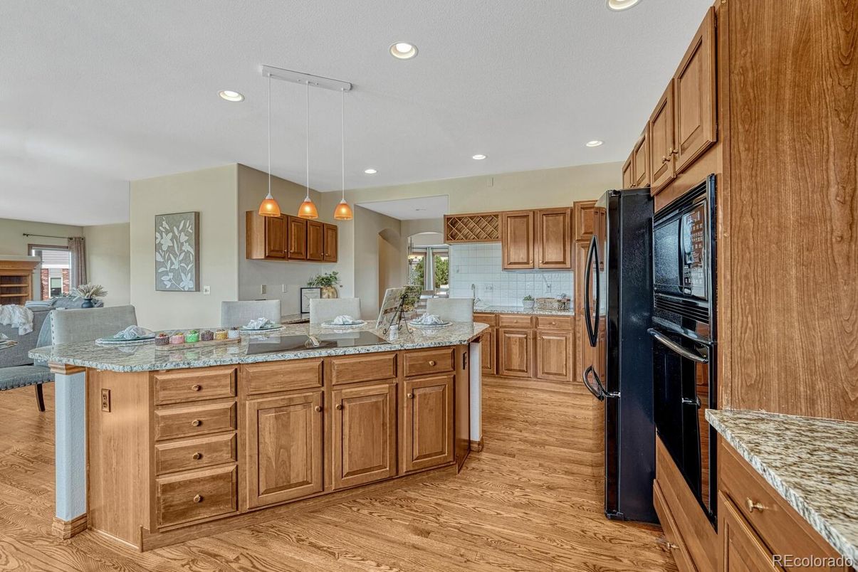 Interior, Kitchen, Pendant Lights, Recessed Lighting, Wood Texture Flooring