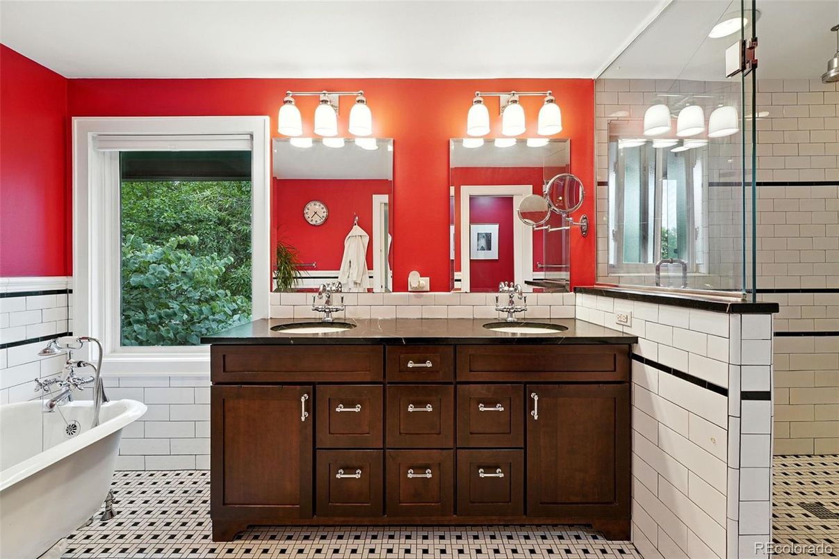 Bathroom, Dual Sink Vanities, Free Standing Baths, Interior