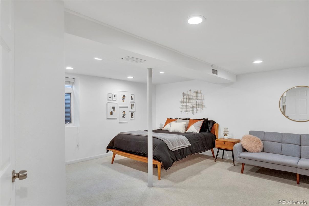 Bedroom, Interior, Recessed Lighting