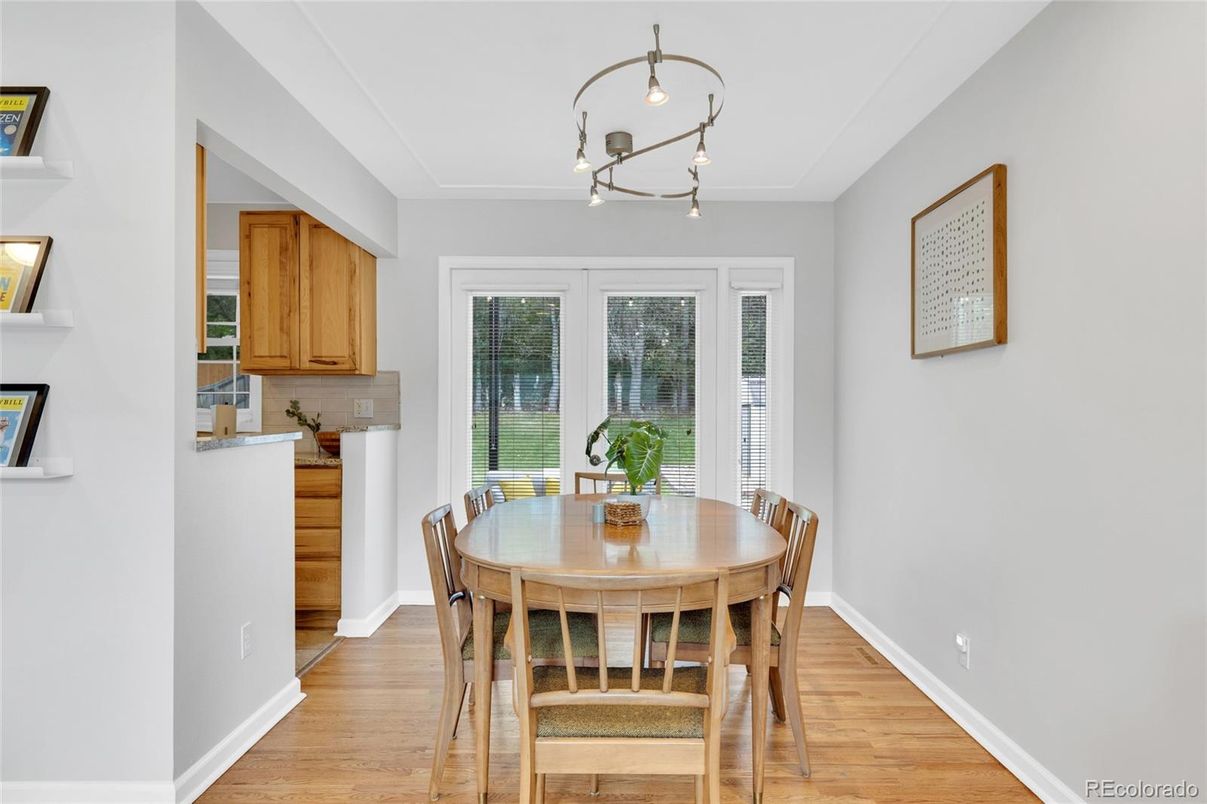 Dining room, Interior, Wood Texture Flooring
