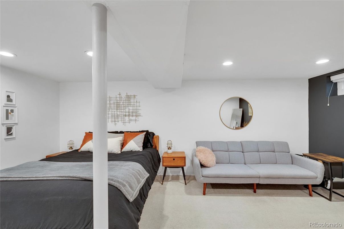 Bedroom, Interior, Recessed Lighting