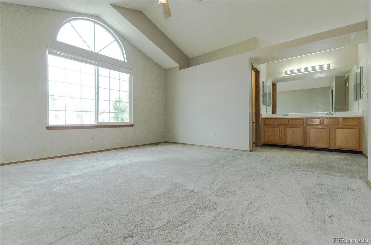 Bathroom, Empty room, Interior