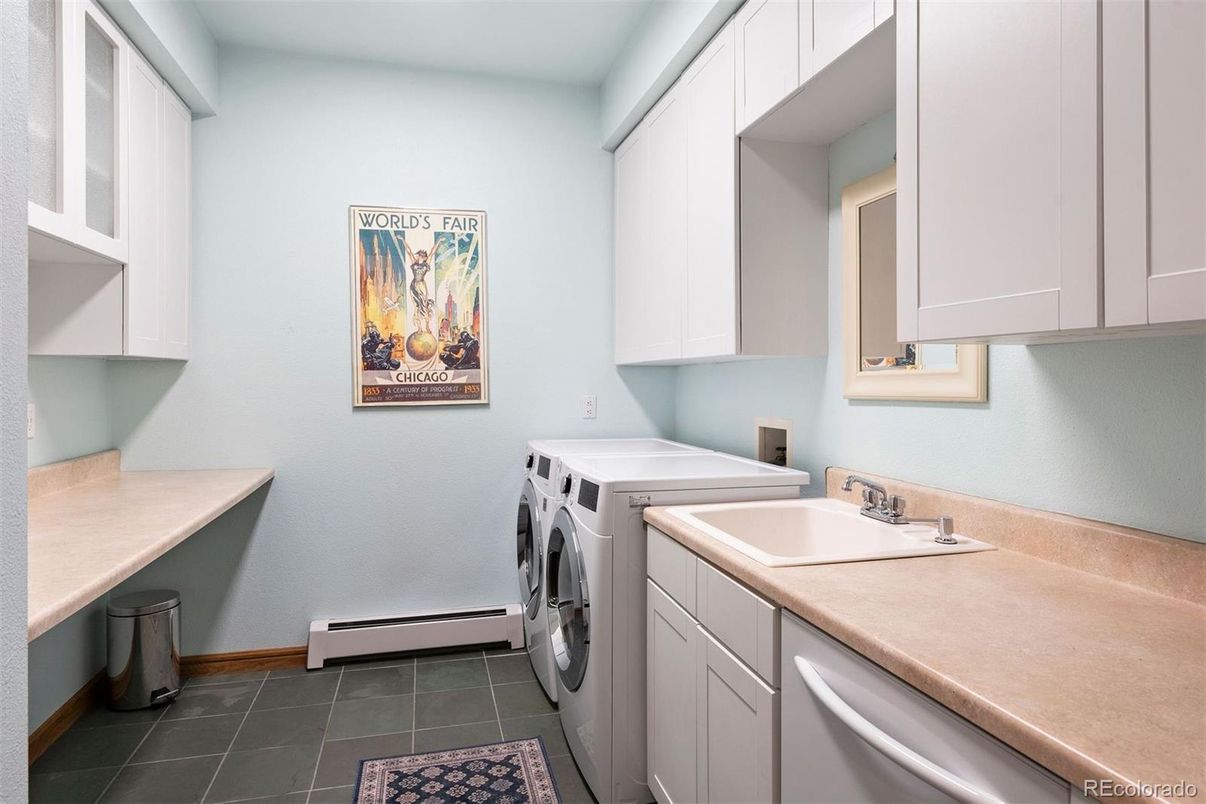 Interior, Washer