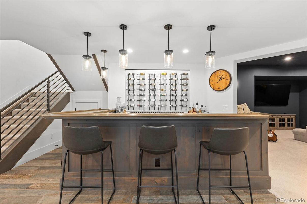 Interior, Pendant Lights, Recessed Lighting, Wood Texture Flooring