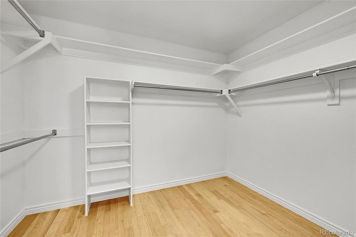 Interior, Walk-in Closets, Wood Texture Flooring