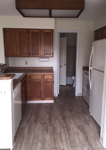 Interior, Kitchen, Wood Texture Flooring