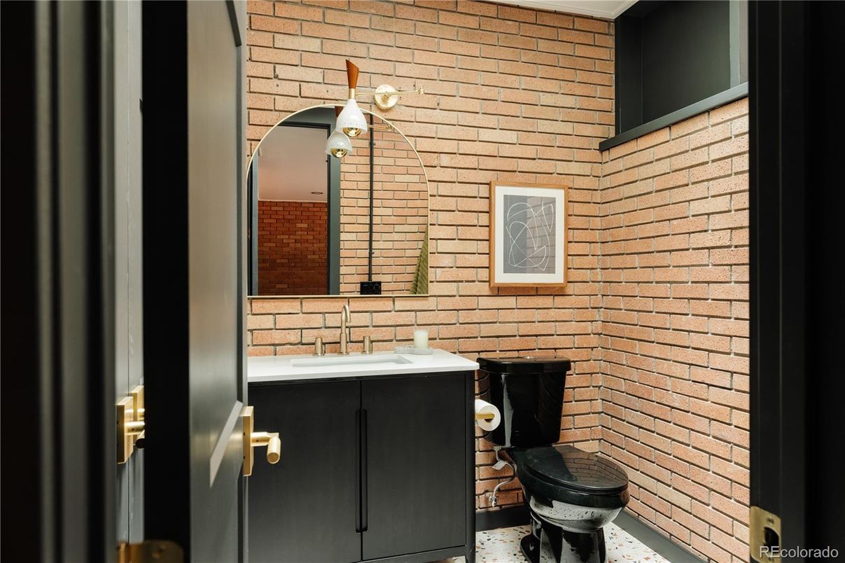 Bathroom, Interior, Stone Walls