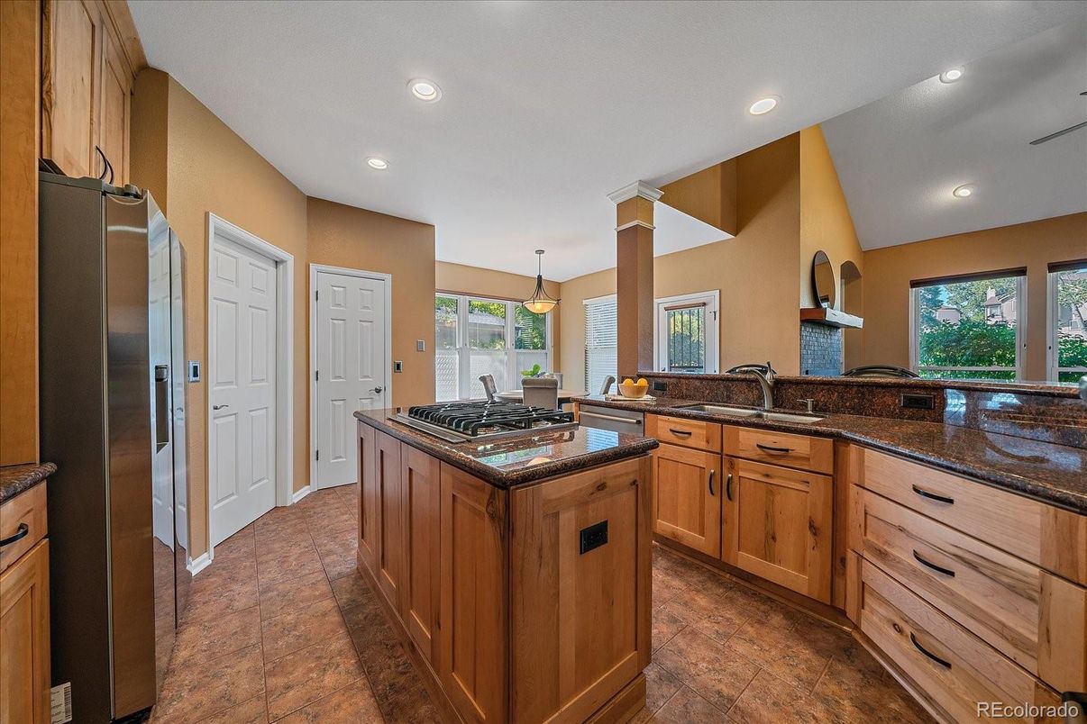 Interior, Kitchen, Pendant Lights, Recessed Lighting