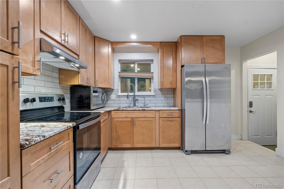 Interior, Kitchen, Recessed Lighting