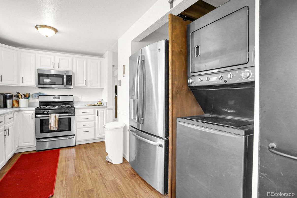 Interior, Kitchen, Stainless Steel Appliances, Washer, Wood Texture Flooring