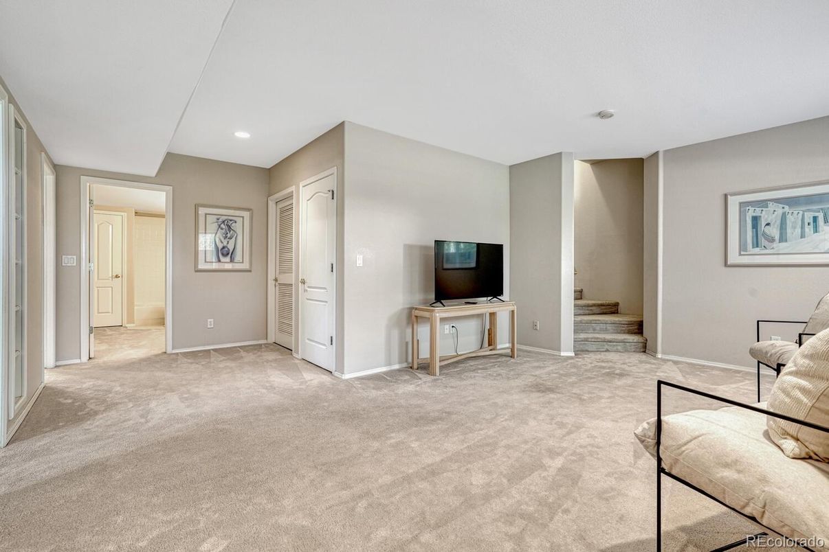 Interior, Recessed Lighting