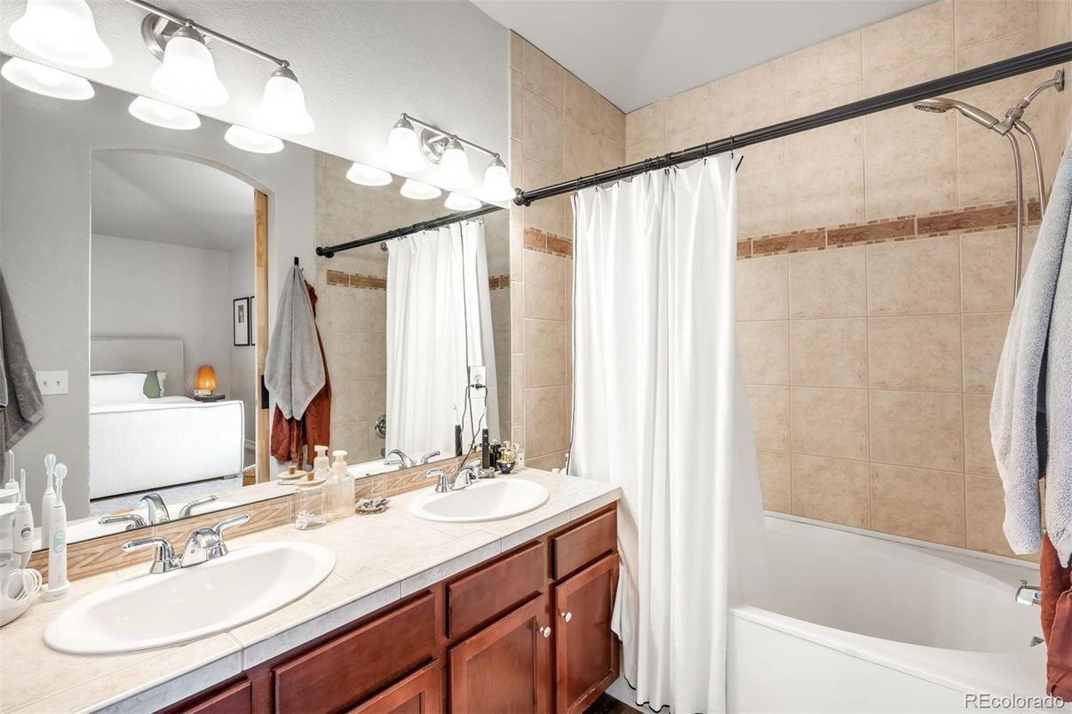 Bathroom, Dual Sink Vanities, Interior, Tile Countertops