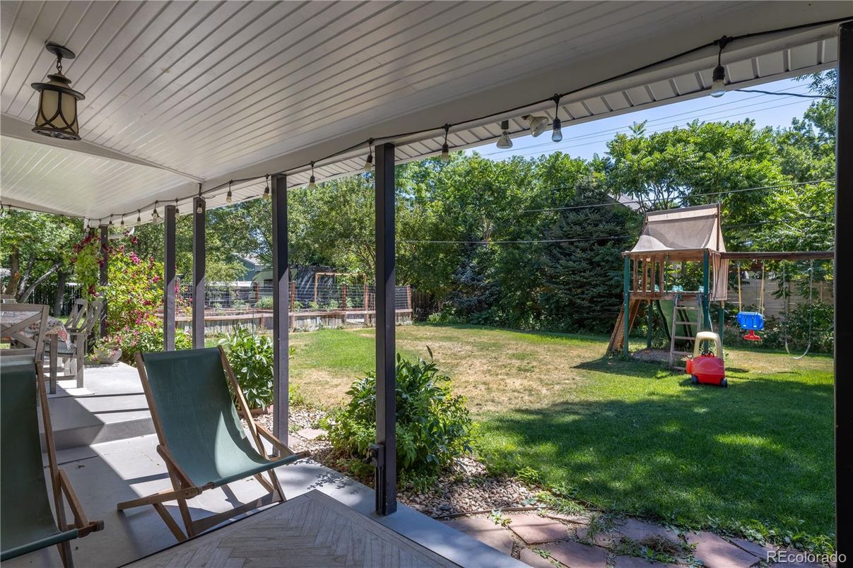 Backyard, Exterior, Playground