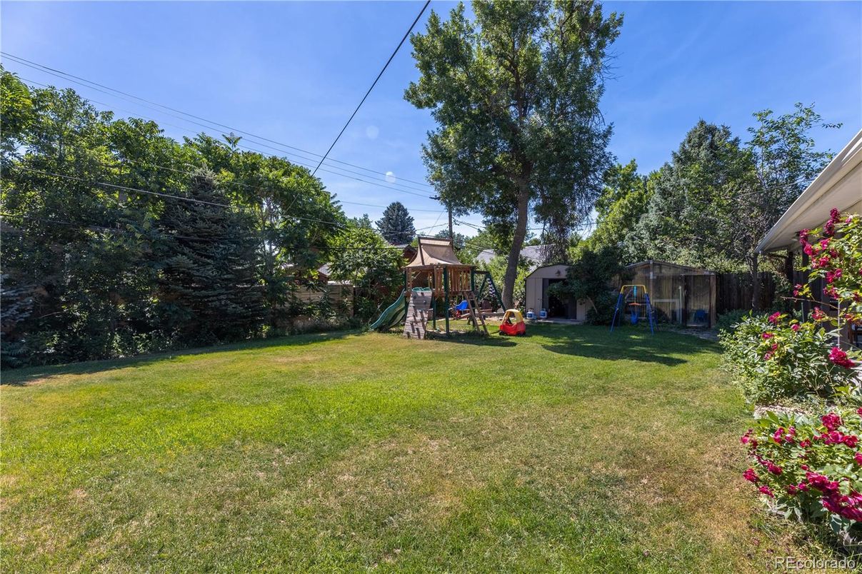 Backyard, Exterior, Playground