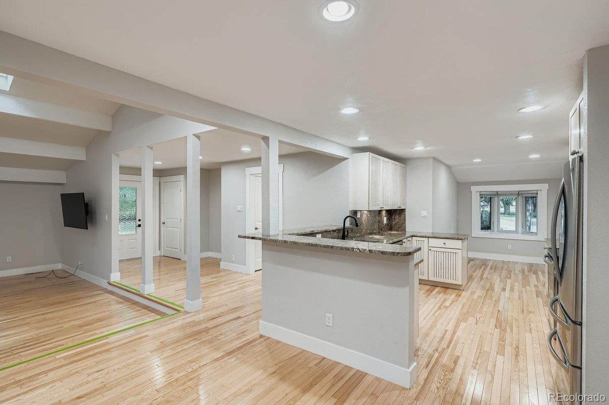 Interior, Kitchen, Recessed Lighting, Wood Texture Flooring