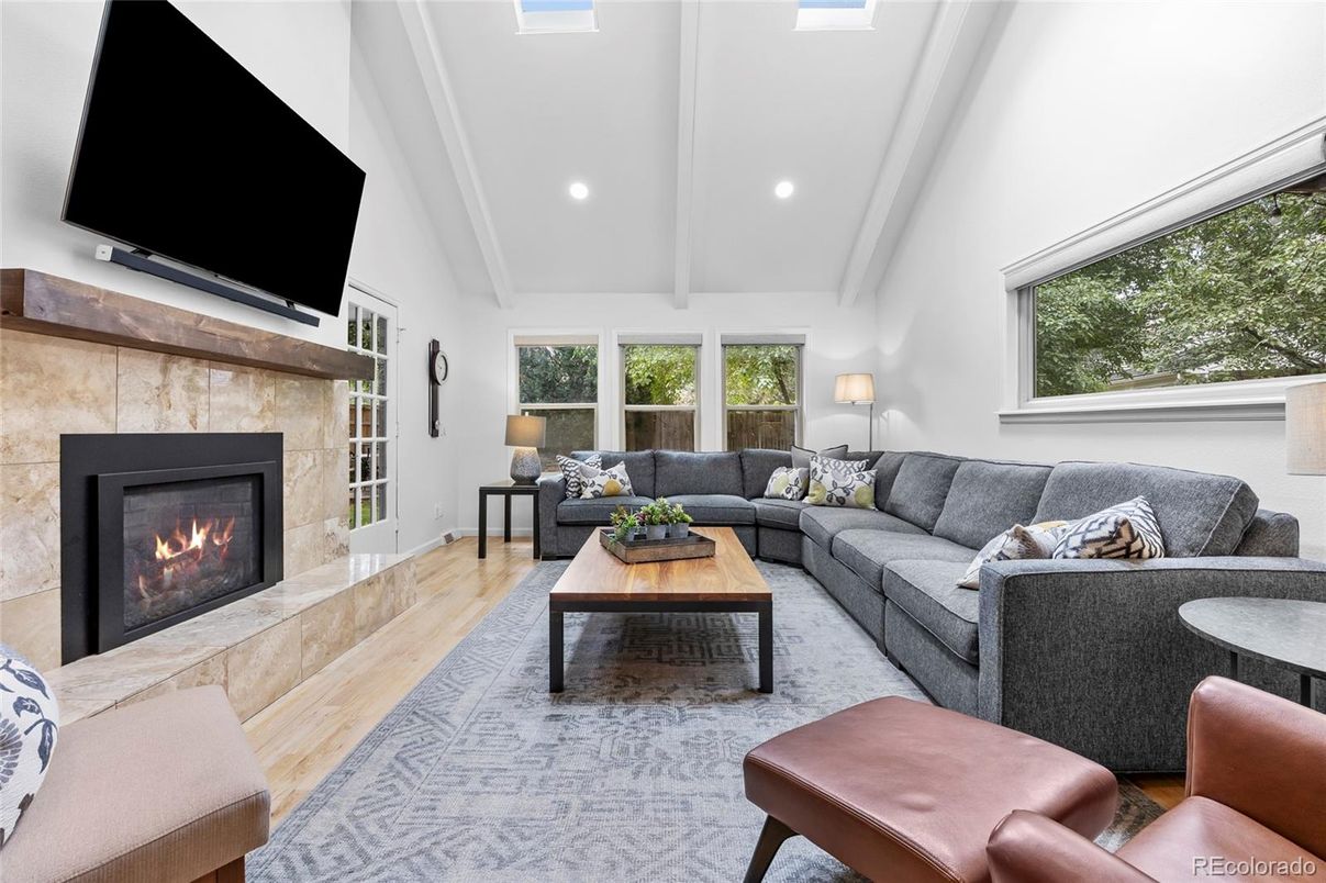 Fireplace, Interior, Living room, Recessed Lighting, Wood Texture Flooring