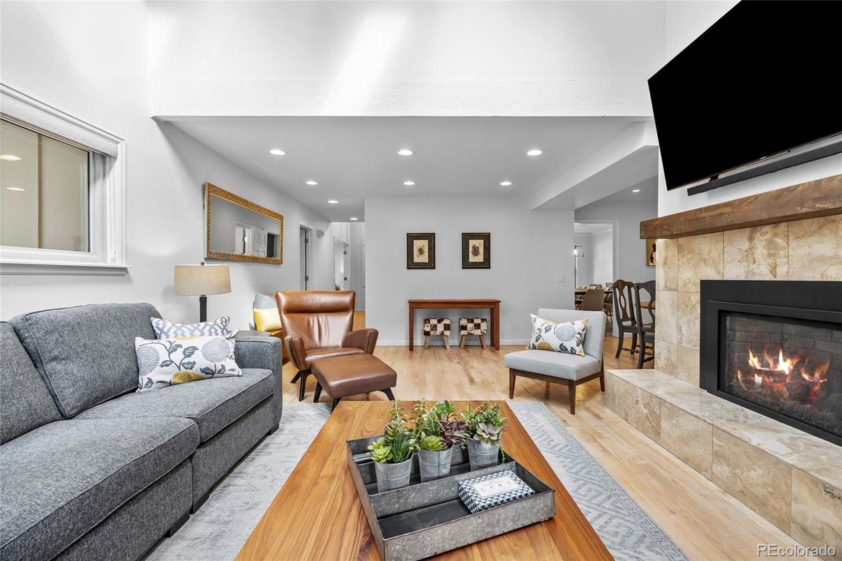 Fireplace, Interior, Living room, Recessed Lighting, Wood Texture Flooring