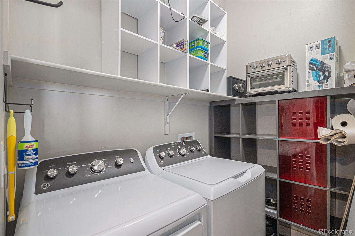Interior, Washer
