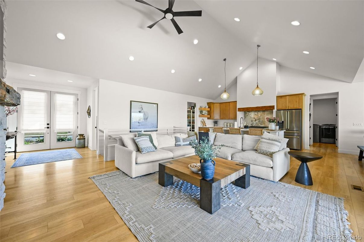Interior, Kitchen, Living room, Pendant Lights, Recessed Lighting, Stainless Steel Appliances, Wood Texture Flooring