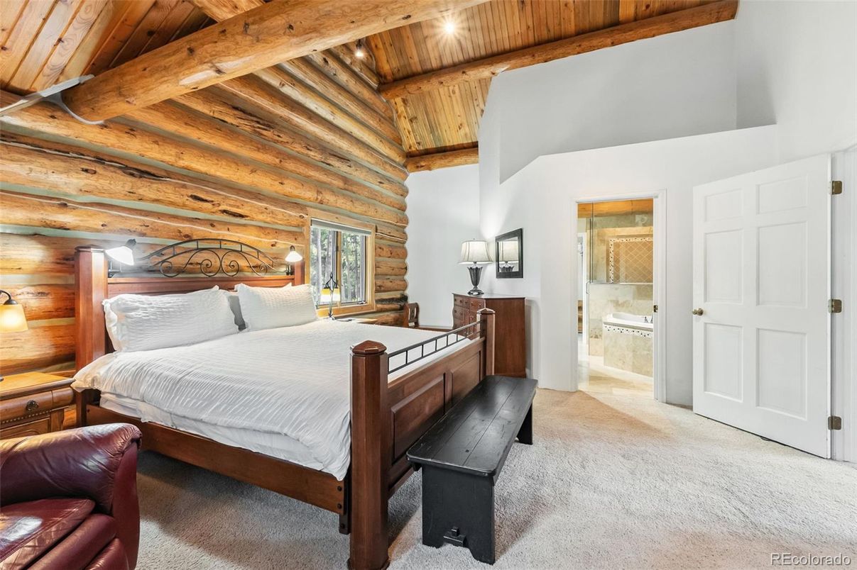 Bathroom, Bedroom, Interior, Wooden Beams, Wooden Ceilings, Wooden Walls