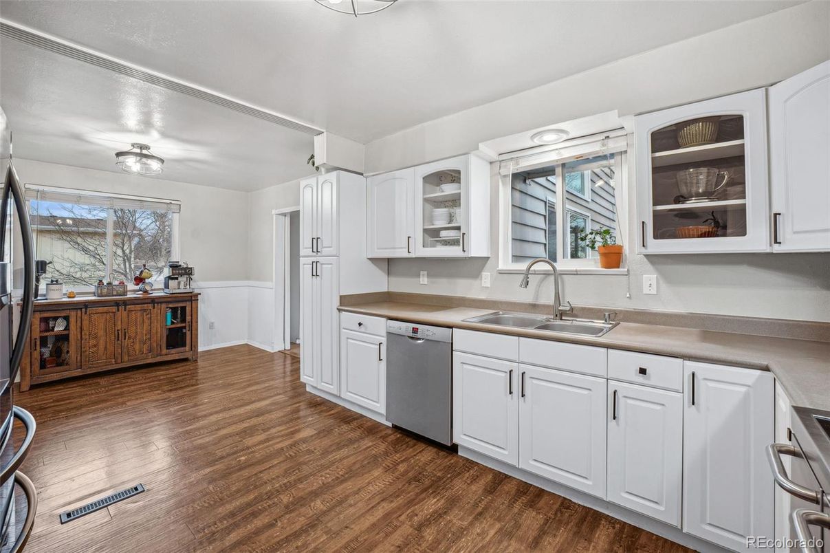 Interior, Kitchen, Wood Texture Flooring
