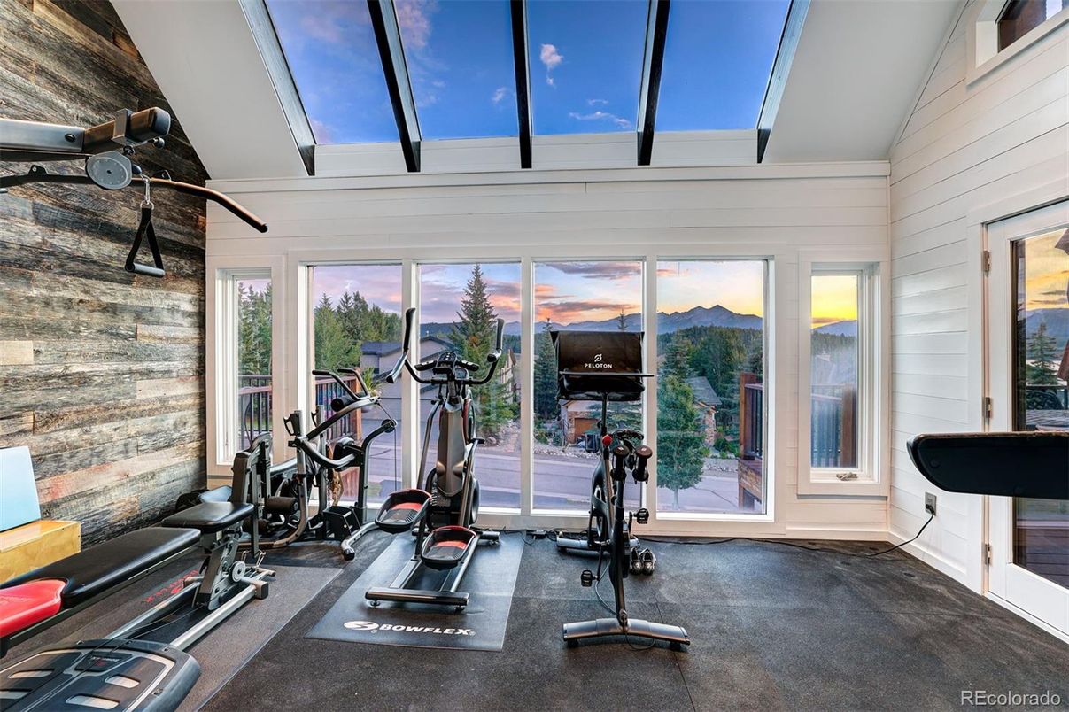 Fitness Equipment, Interior