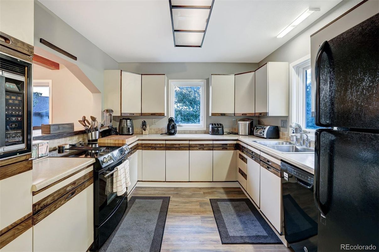 Interior, Kitchen, Wood Texture Flooring