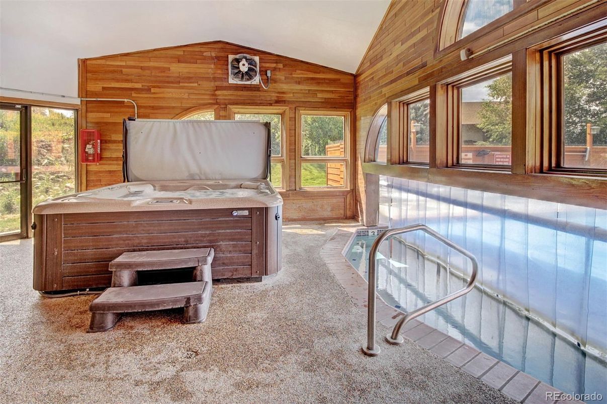 Hot Tub, Interior, Pool, Wooden Walls