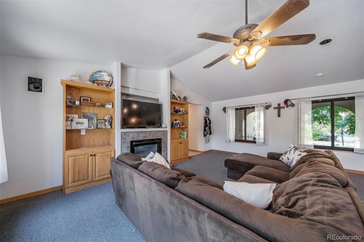 Fireplace, Interior, Living room